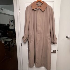 BURBERRY 44L VINTAGE TAN / CAMEL LINED TRENCH COAT